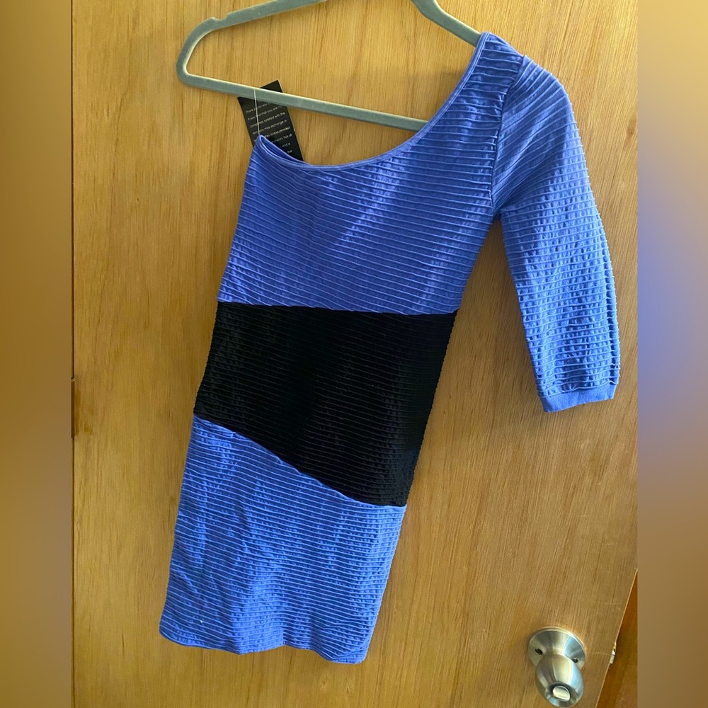 Bebe Jenn Long Sleeve Color Block Dress - One shoulder